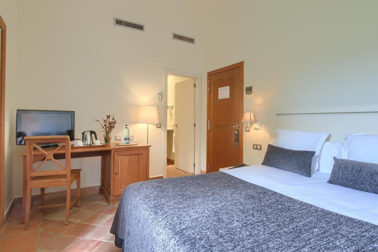 Convent 4*